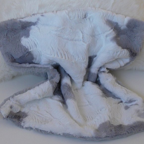 Gray Cow Pet Comforting Calming Blanket - Picture 2 of 6